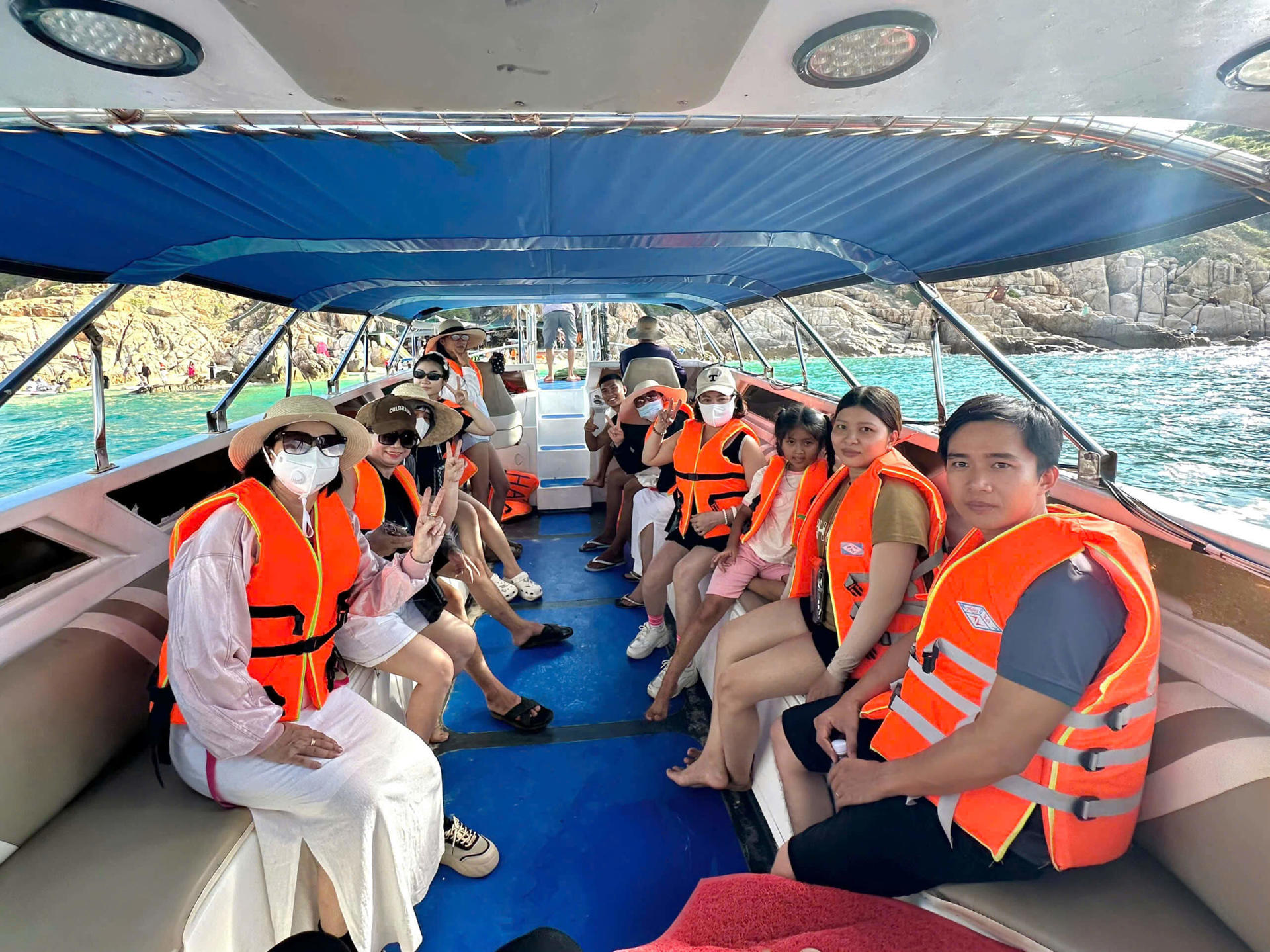TOUR VỊNH VĨNH HY - ĐẢO BÌNH HƯNG (2N2Đ)